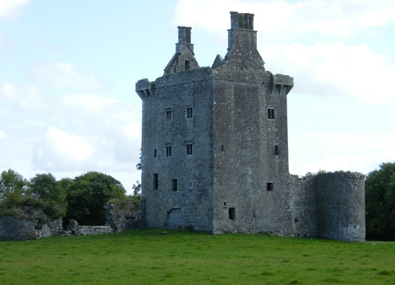 Derryhivenny Castle, Ireland